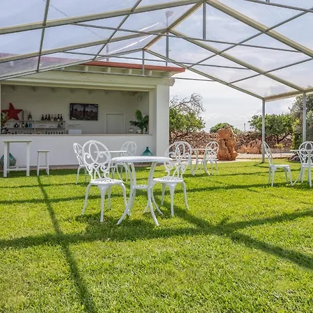 Bed & Breakfast Trullo Con Piscina Privata Racale