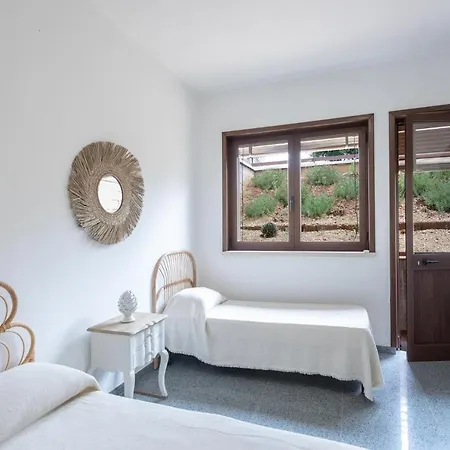 Trullo Con Piscina Privata Bed & Breakfast Racale