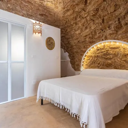 Trullo Con Piscina Privata *